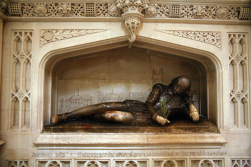 shakespeare_statue_southwark_cathedral